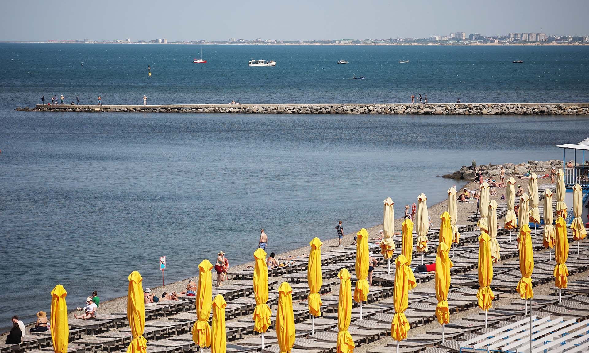 Откроют ли пляжи Анапы к курортному сезону?