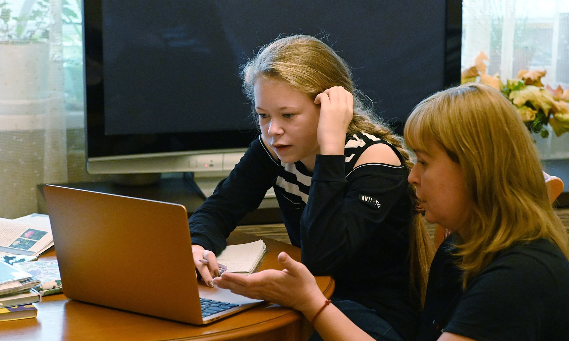 Какие новые функции стали доступны в приложении «Госуслуги Моя школа»?