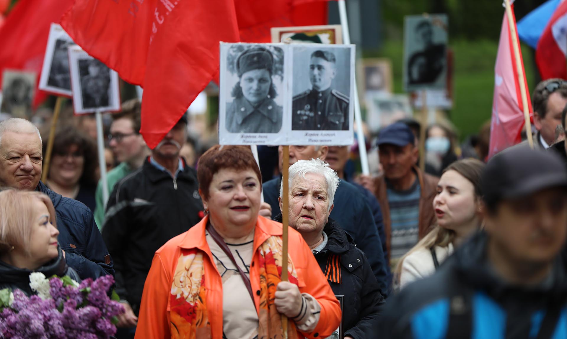 В большинстве регионов шествие «Бессмертного полка» состоится в очном формате