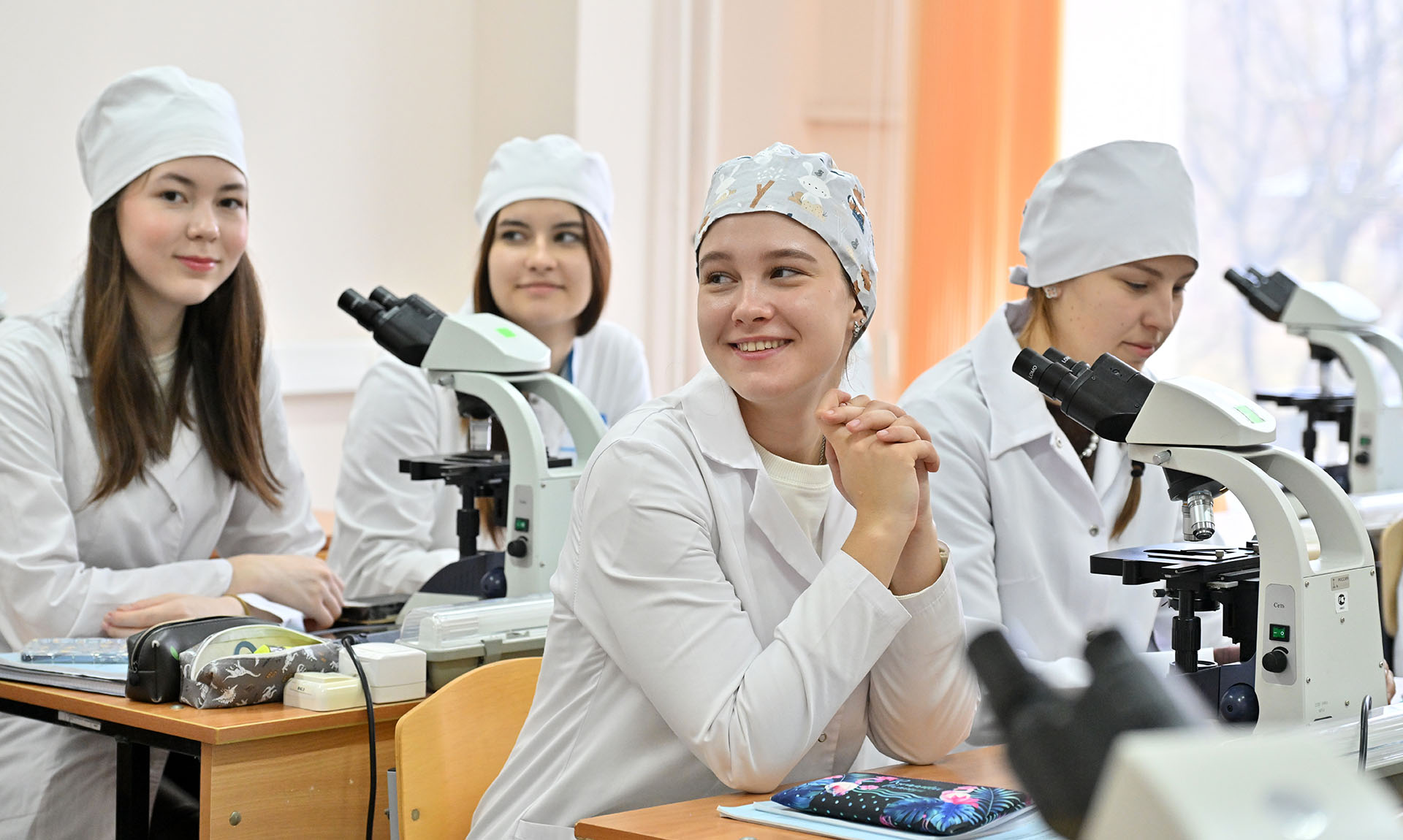 Обучение студентов на кафедре гистологии