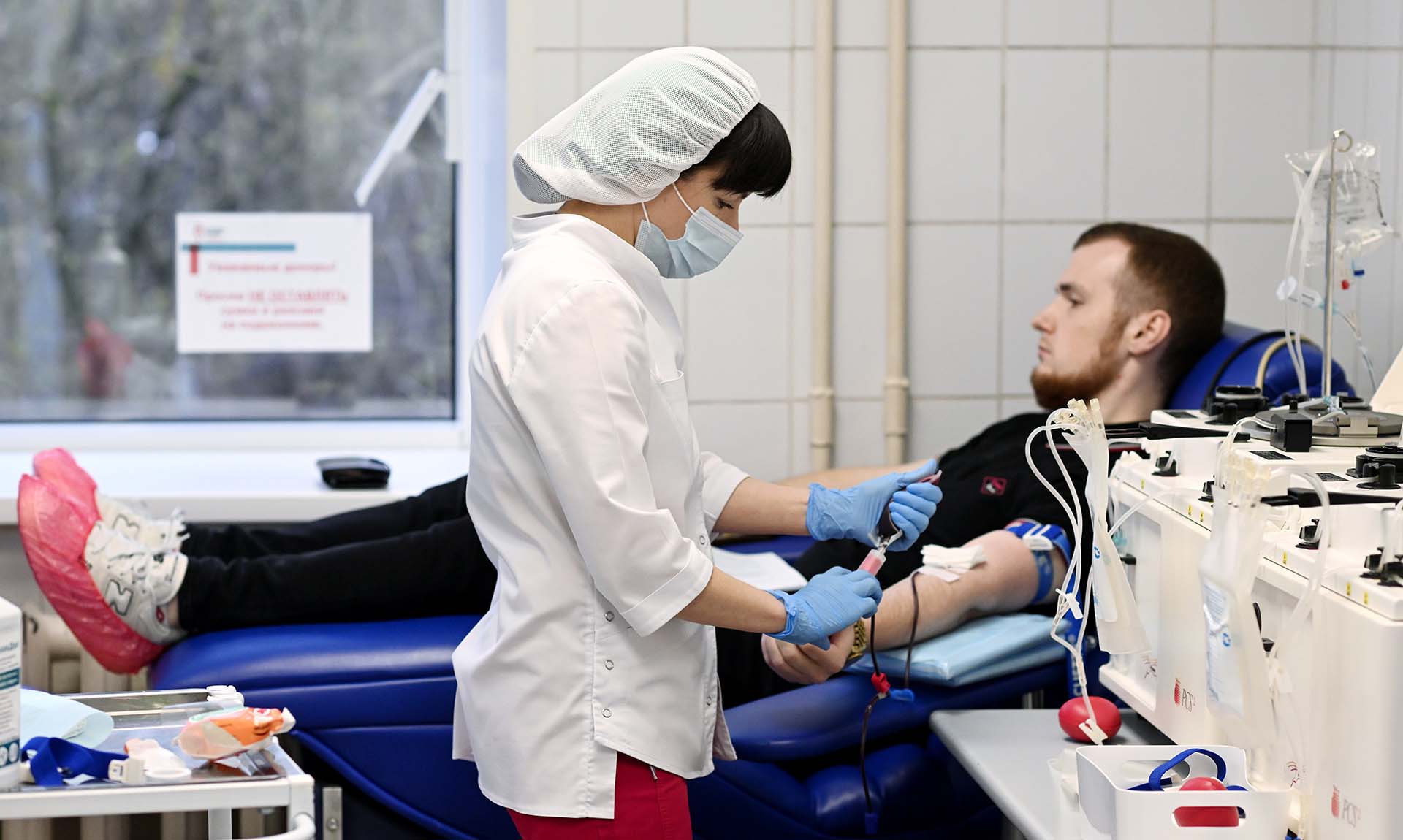 На выплаты кому из россиян направят почти 12,5 млрд рублей в 2026 году?