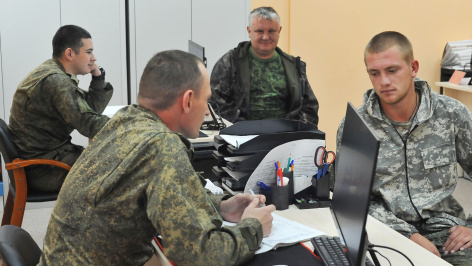 Военные работают 