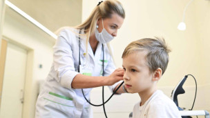 ребенок на приеме у врача