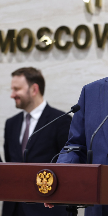 Президент РФ Владимир Путин участвует по видеосвязи на площадке Московского физико-технического института