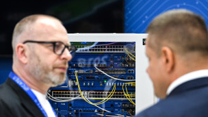 Стенд с сервером 