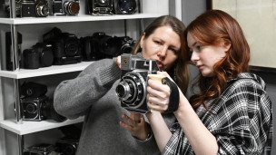 Студентка с фотокамерой