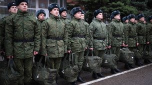 Призывники на сборном пункте военного комиссариата 