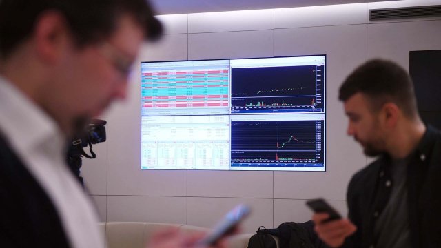 Монитор с интерактивными онлайн графикам 