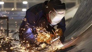 сварщик за работой