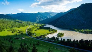 Vid-na-reku-Katun'
