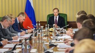 denis-manturov-na-soveshanii