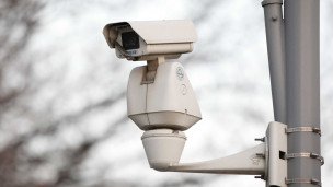 Видеокамера на улице города