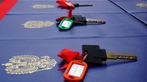 Ключи от новых квартир крупный план