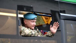 Мужчина в автобусе