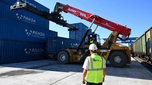 Контейнерная площадка на территории мультимодального транспортно-логистического центра 