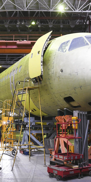 Монтаж стенда для испытаний планера импортозамещенной версии Superjet-100