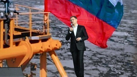 Александр Новак во время выступления