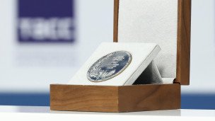  Наградная медаль конкурса Христофора Леденцова