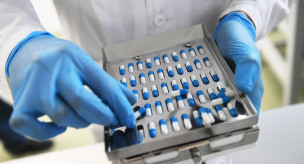 Лекарства на производстве 