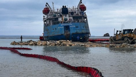 танкер "Волгонефть-239"