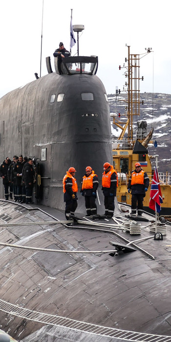 Pribytiye-mnogotselevoy-atomnoy-podvodnoy-lodki