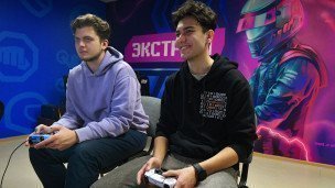 Игровая приставка.