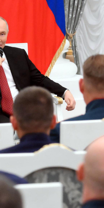 Putin-na-vstreche-v-Kremle-s-uchastnikami-programmy-Vremya-Geroev