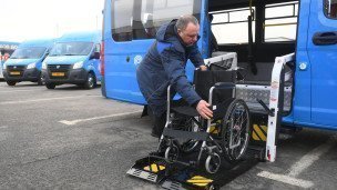 Презентация новых машин службы "Социальное такси"