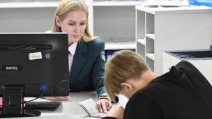 Сотрудница межрайонной инспекции Федеральной налоговой службы