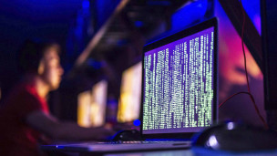 данные на экране компьютера