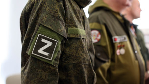 военнослужащие