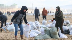 Мазут на пляжах Краснодарского края