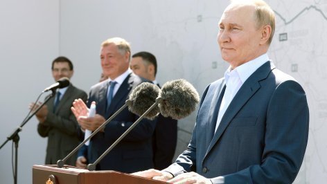 Владимир Путин на открытии трассы М-11