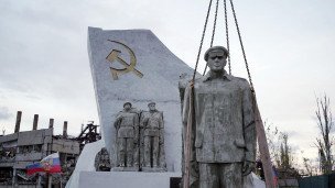 В Мариуполе идут работы по восстановлению памятника погибшим и пропавшим в годы Великой Отечественной войны