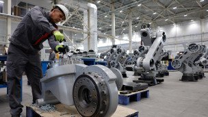 Завод по производству промышленных роботов