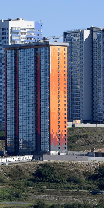 Вид на новые дома во Владивостоке
