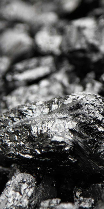 Уголь в шахте