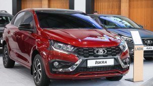 Avtomobil-Lada-Iskra-na-vystavke