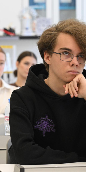 Ученики 11-х классов перед началом ЕГЭ