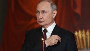 prezident-rf-vladimir-putin-na-prazdnichnom-paskhalnom-bogosluzheni