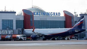 samolet-aviakompanii-aeroflot-v-aeroportu-kalinigrada