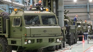 Военная техника в цехе