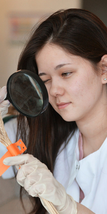 Студентка на занятиях