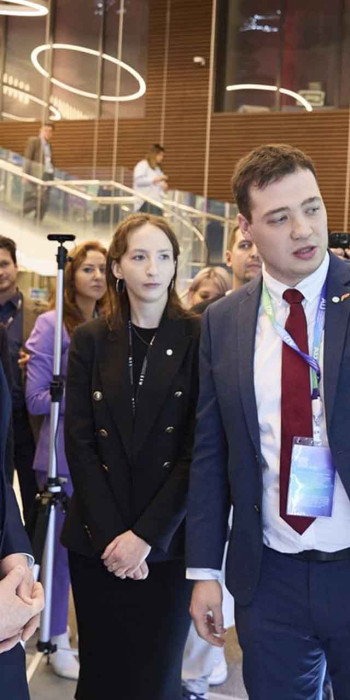 Дмитрий Чернышенко на конференции AI Journey