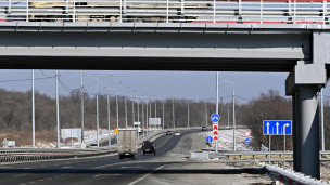 Автомобили на участке федеральной автомобильной дороги 