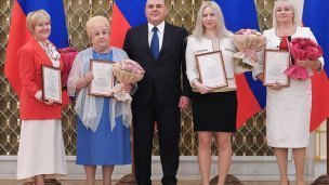 Премьер-министр РФ М. Мишустин вручил премии в области образования