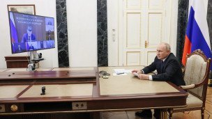 Владимир Путин на совещании