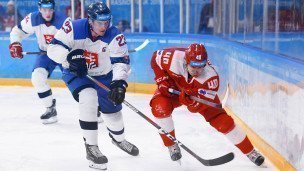 Соревнования по хоккею между студенческими сборными