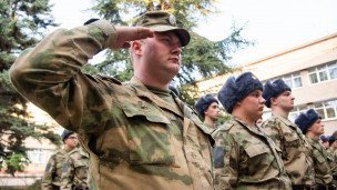 Военные перед отправкой на службу