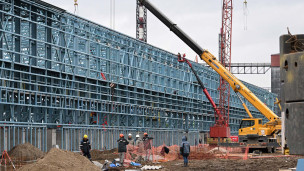 Рабочие на строительной площадке